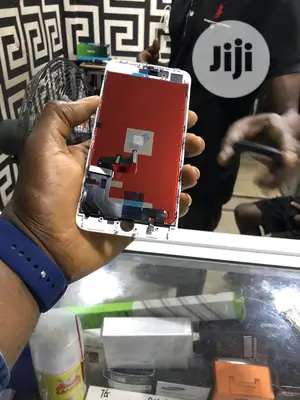 iPhone 8 Plus Original LCD Screen