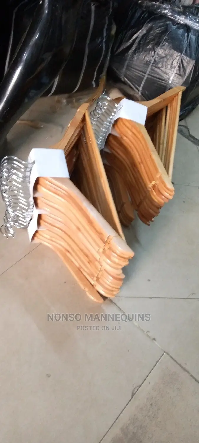 10pieces Per Bundle Wooden Hangers
