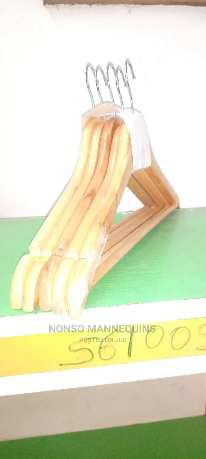 10pieces Per Bundle Wooden Hangers