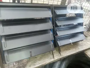 12inchs Spacitic Rovers Kitchen Extractor
