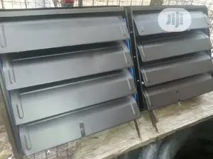 12inchs Spacitic Rovers Kitchen Extractor