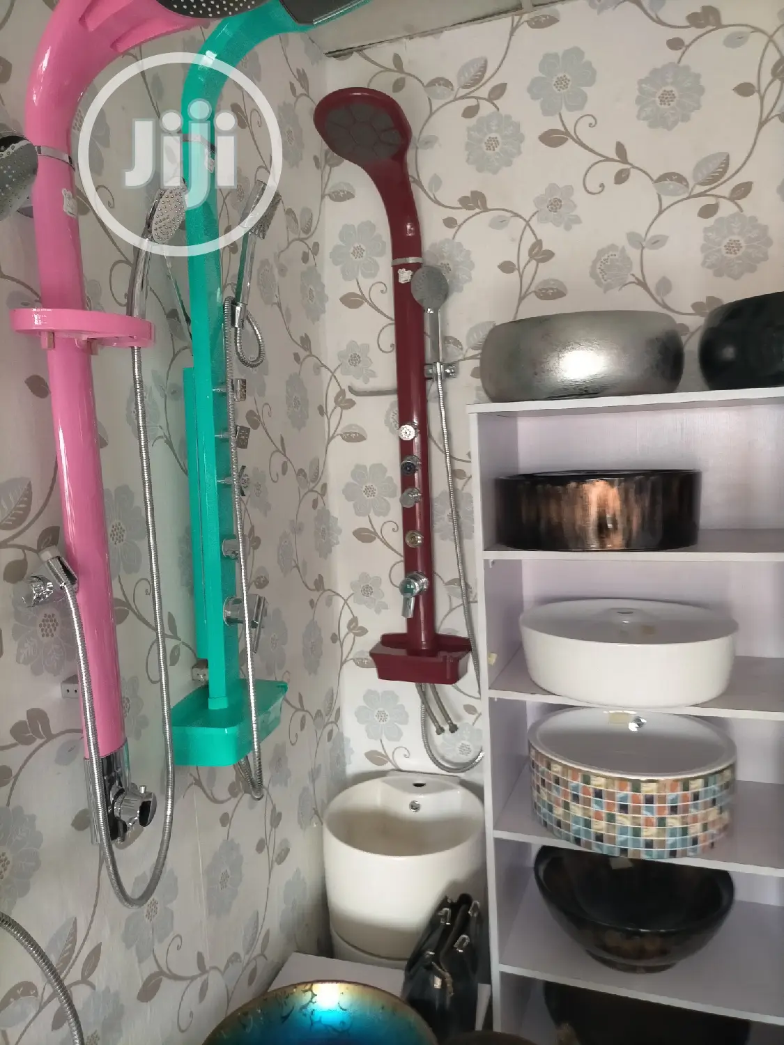 Designed Wash Hand Basin