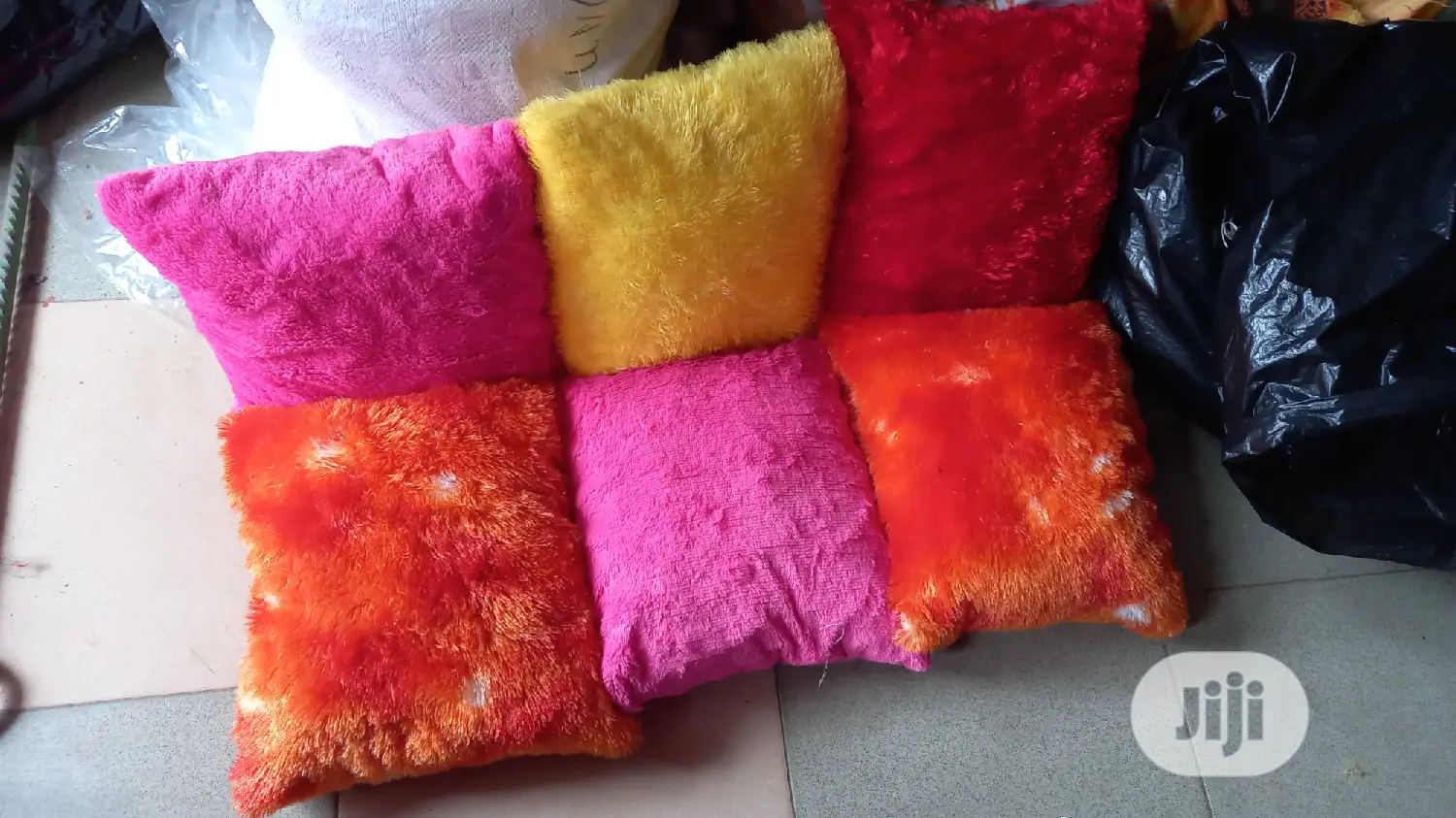 6 Pieces Quality Throw Pillows