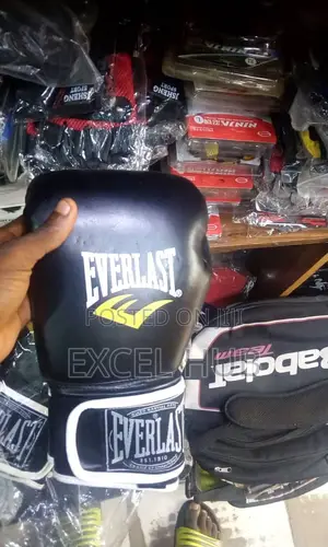 Everlast Glove Black COE
