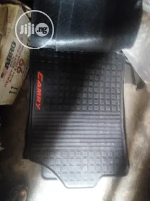 Toyota Camry Foot Mat