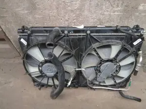 Radiator and Condenser 2018 Honda Crv Wit Accessories.