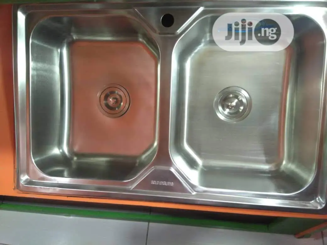 Stainless Kitchen Sinks