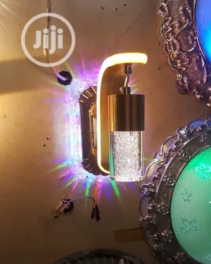 Led Wall Bracket. Multicolour and Warm White.