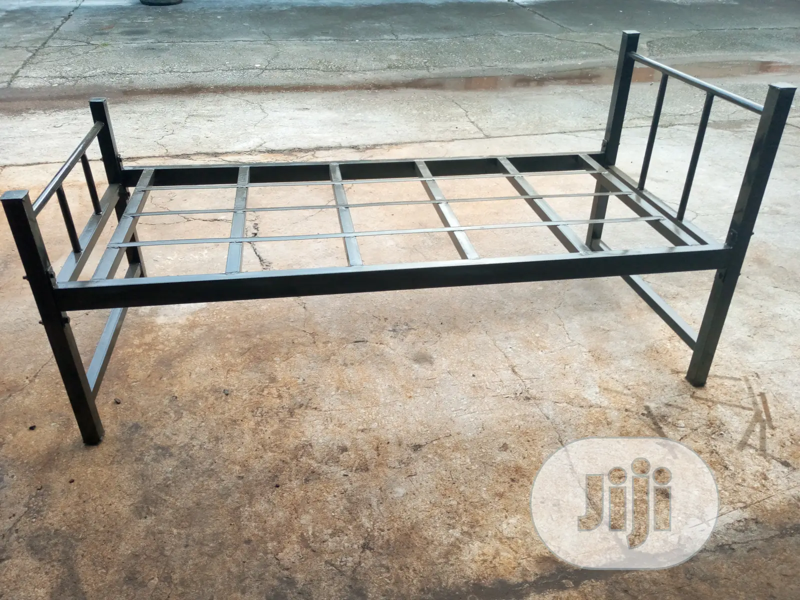 Metal Bed (3x6ft)