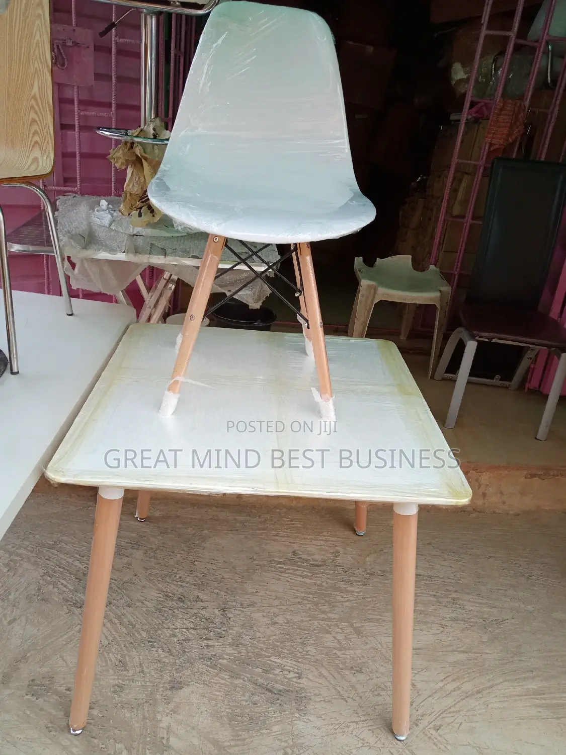High Quality Dining Table