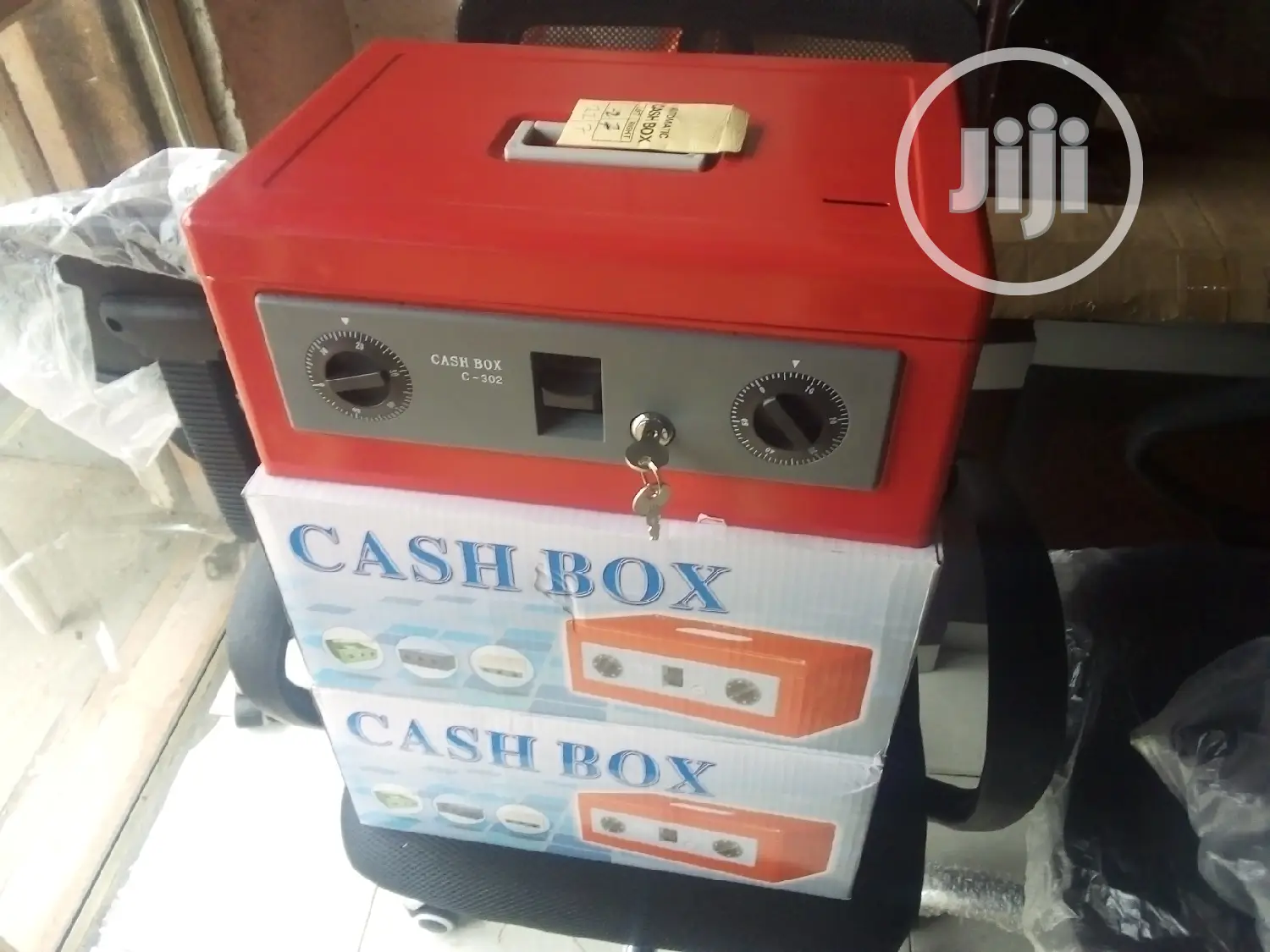 Quality Cash Box