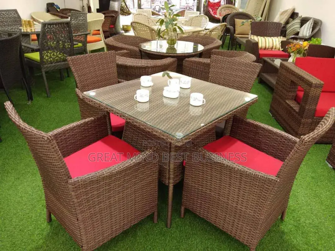 Ken Table And 4 Chairs