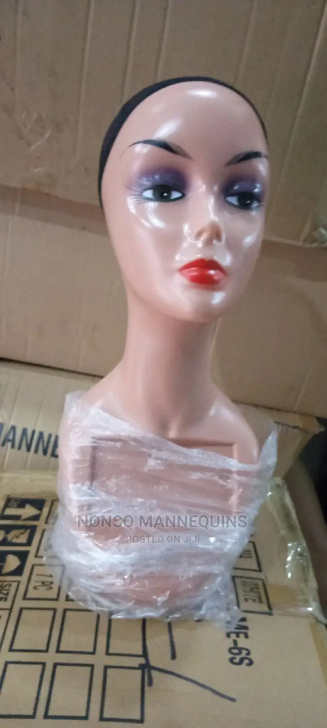 Plastic Mannequin Head for Wig Display