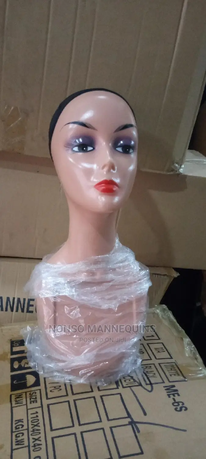 Plastic Mannequin Head for Wig Display