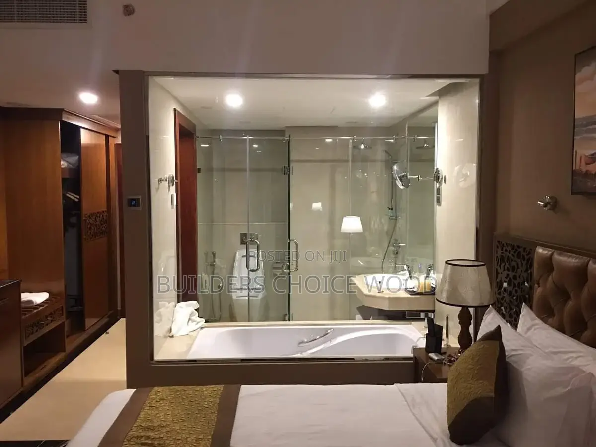 Shower Doors for Bathroom