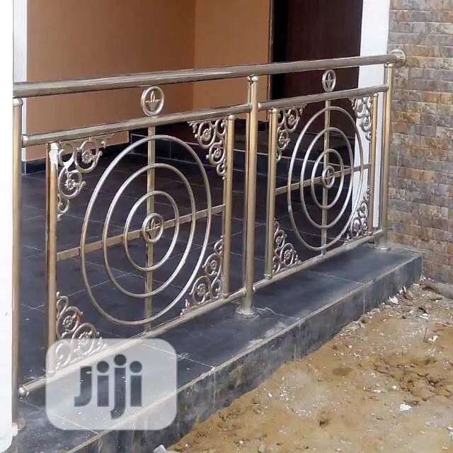 Stainless Hand Rail