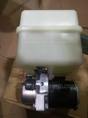 Lifting Pump / Suspension Pump for Lexus LX570 and Lexus
