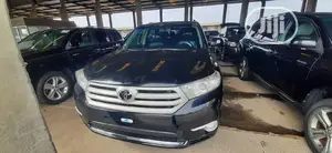 Toyota Highlander Limited 3.5l 4WD 2013 Black