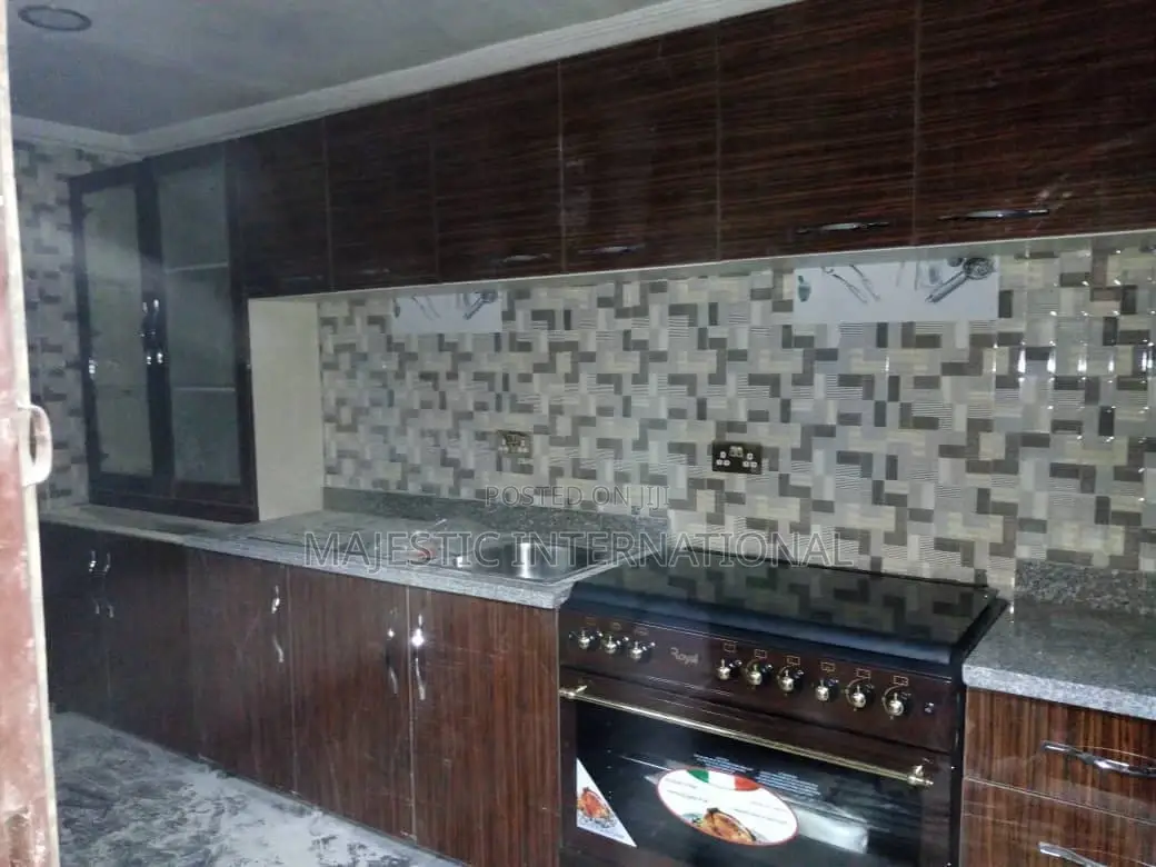 Kitchen Cabinets Construction
