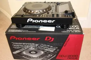 Pioneer CDJ-2000 Nexus