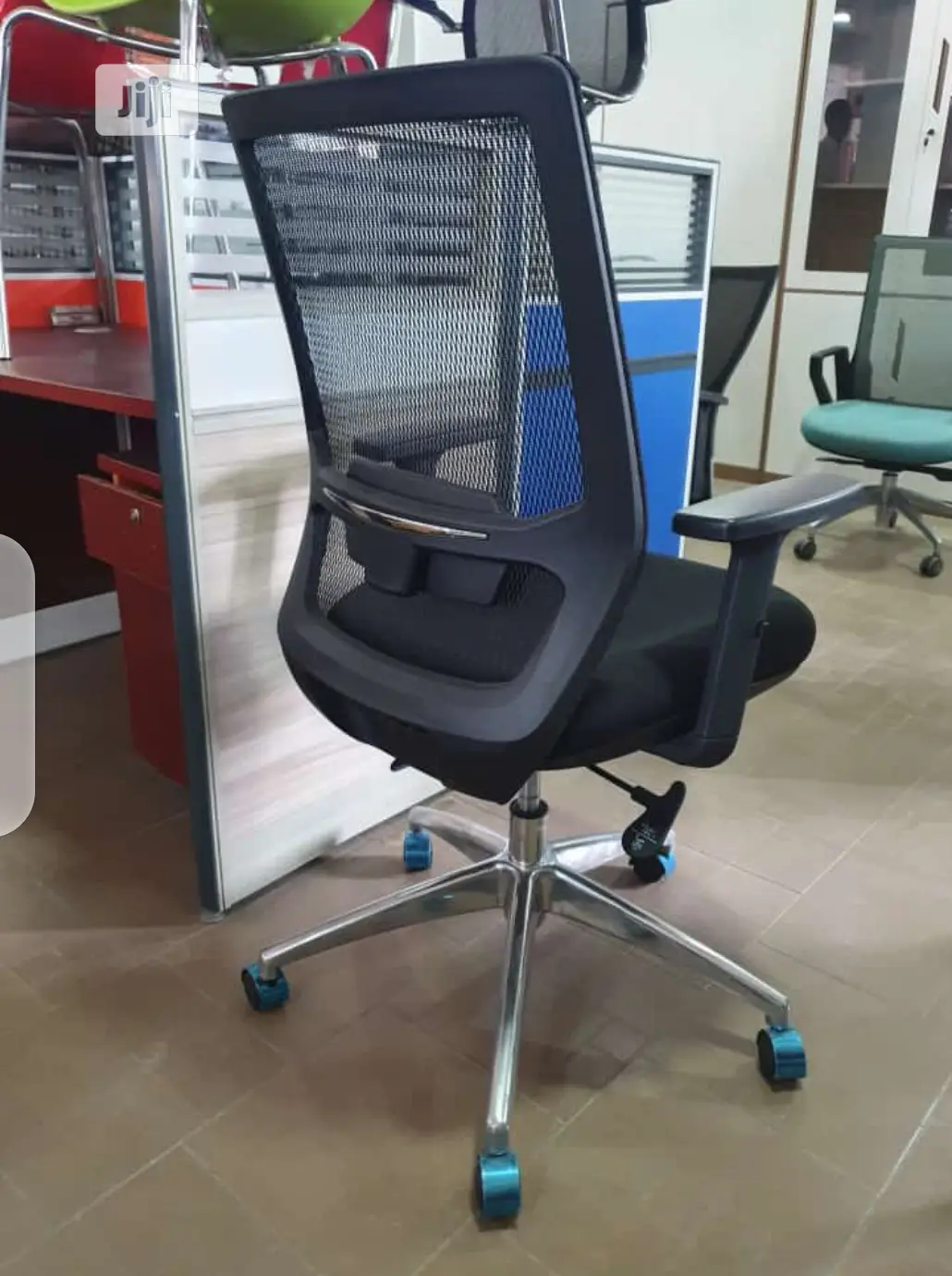 Strong Black Mesh Swivel Chair