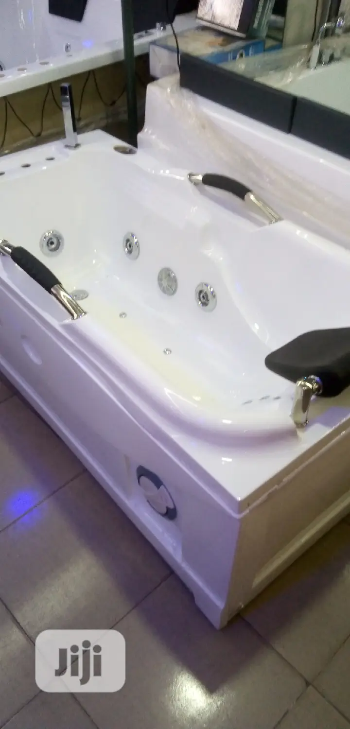 Single Jaccuzi