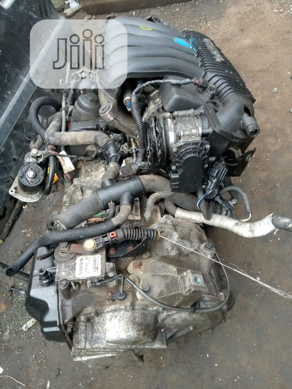 2005 Volvo S40 Engine