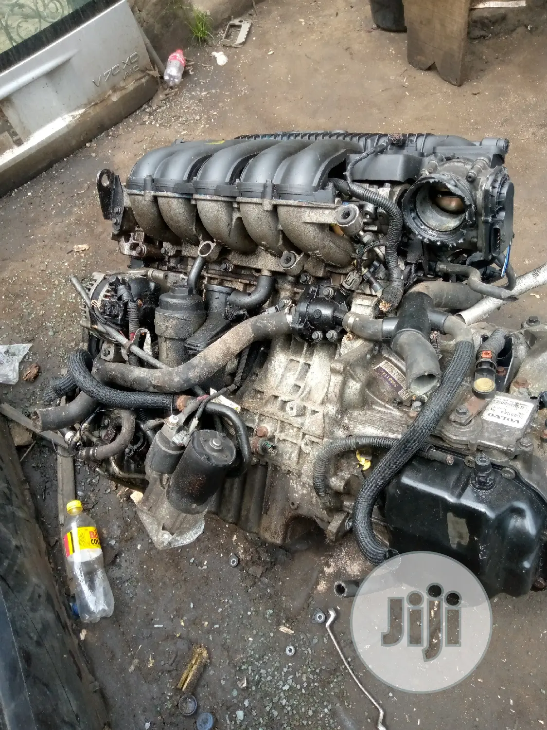 2005 Volvo S40 Engine