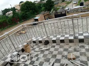Stainless Handrail On Cantilever