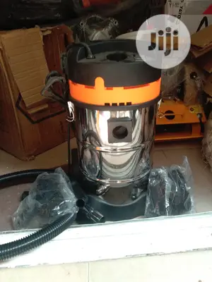 Vacuum Cleaner