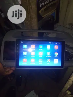 Toyota Camry 2.4 Android System