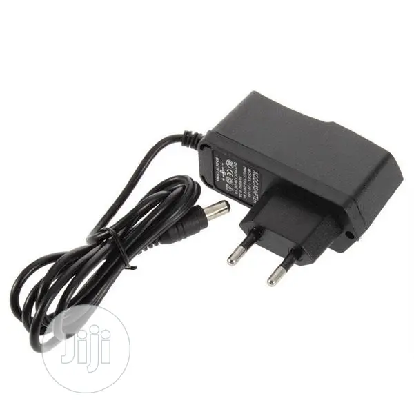 Dc 12v 2ah Output and Input 240v Adapter Plug