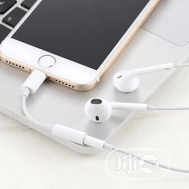 iPhone Jack