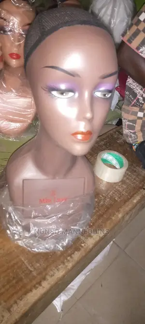 Dark Colour Wig/Hair Plas
