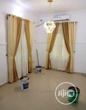 High Quality Curtain