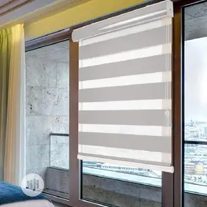 Grade Window Blinds