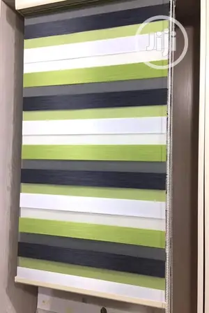 Grade Window Blinds
