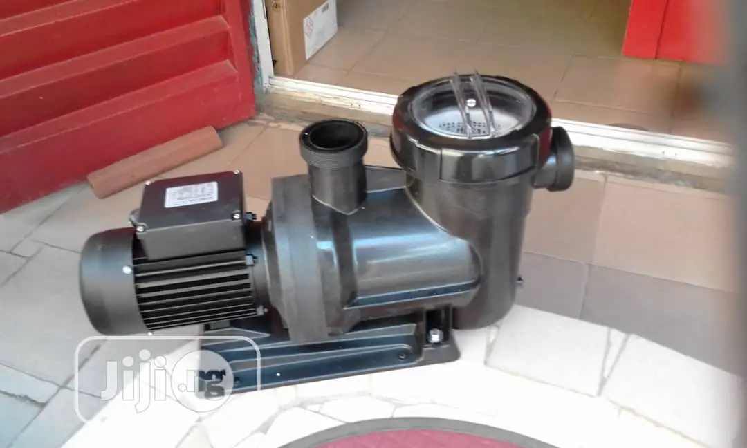 Swimming Pool Pumping Machine