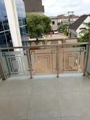 Stainless Glass Work