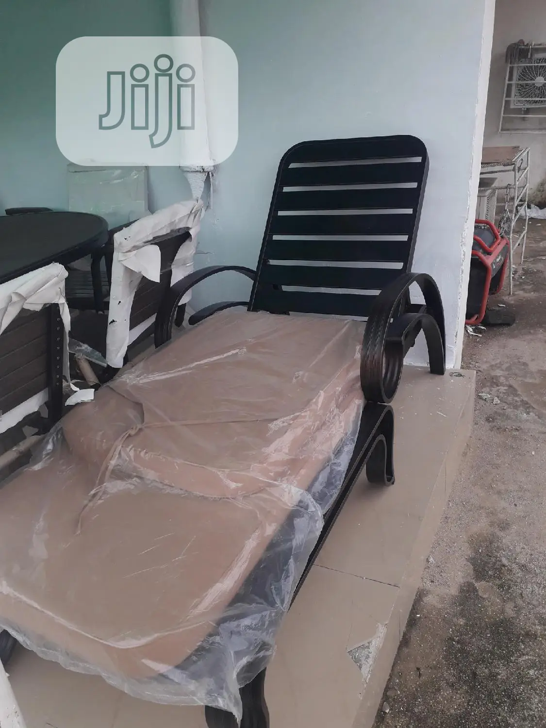Outdoor Bed