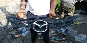 Front Grill Mazda Cx7, 2010 Model.