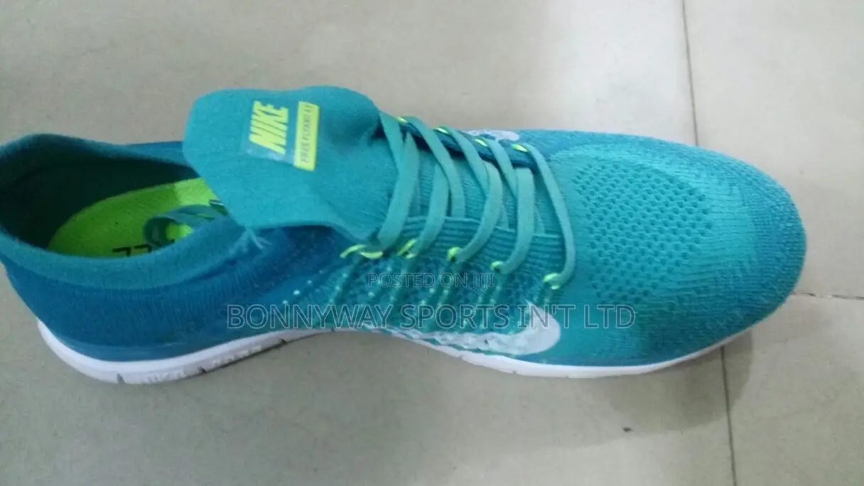 Quality Nike Jugging Canvas