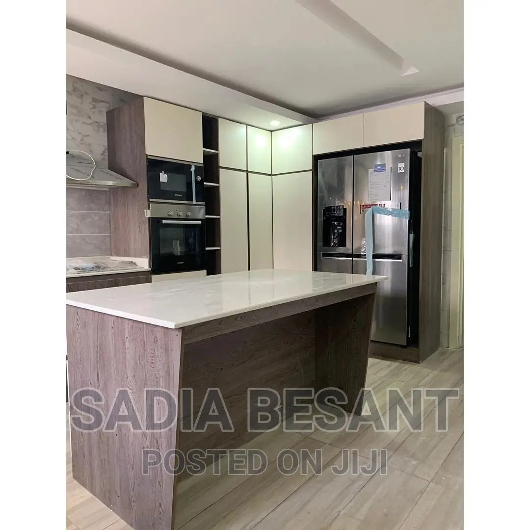 Oak/Offwhite Kitchen Canbinet
