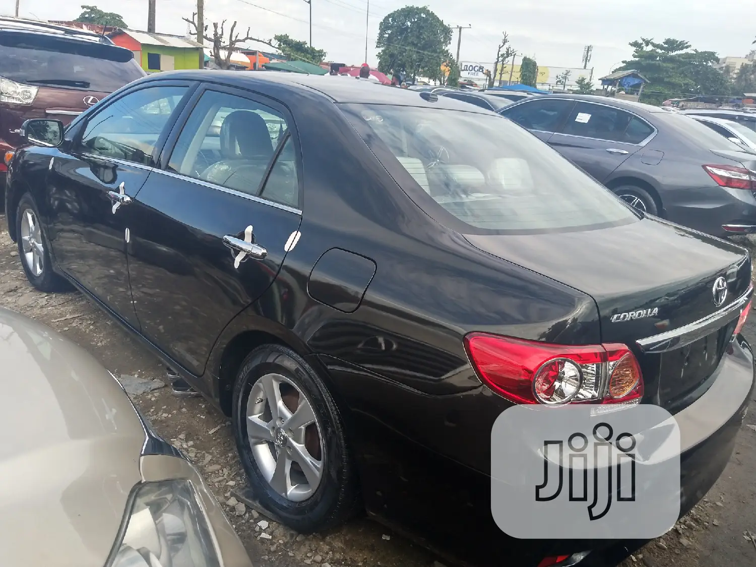 Toyota Corolla 2010 Black