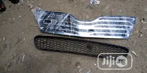 Front Grill Toyota Venza 2010 Model