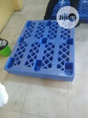 Blue Fancy Plastic Pallets