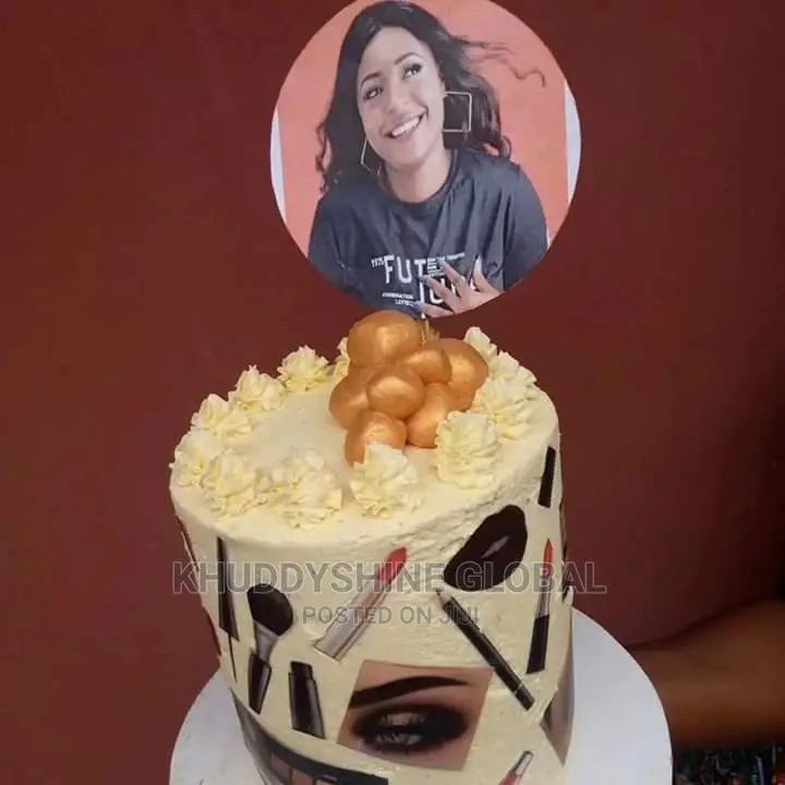 Make-up Birthday Cake