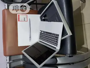 Laptop Apple MacBook Air 8GB Intel Core I5 SSD 128GB
