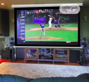 Motorized Dropdown Projector Screen for Home/Office