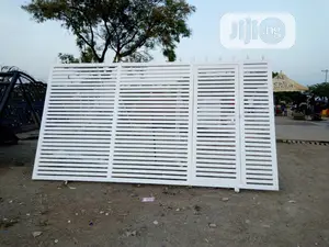 Photo - Standard Iron Gate